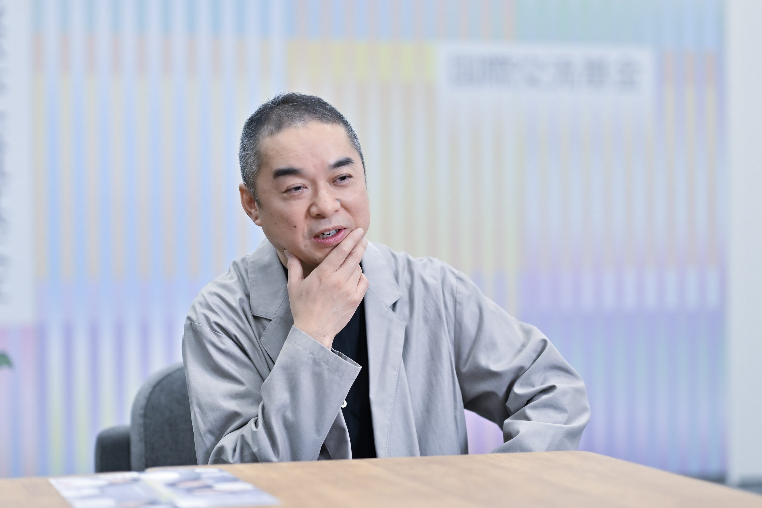 劇作家による自作ガイドvol.４　─横山拓也が語る『粛々と運針』